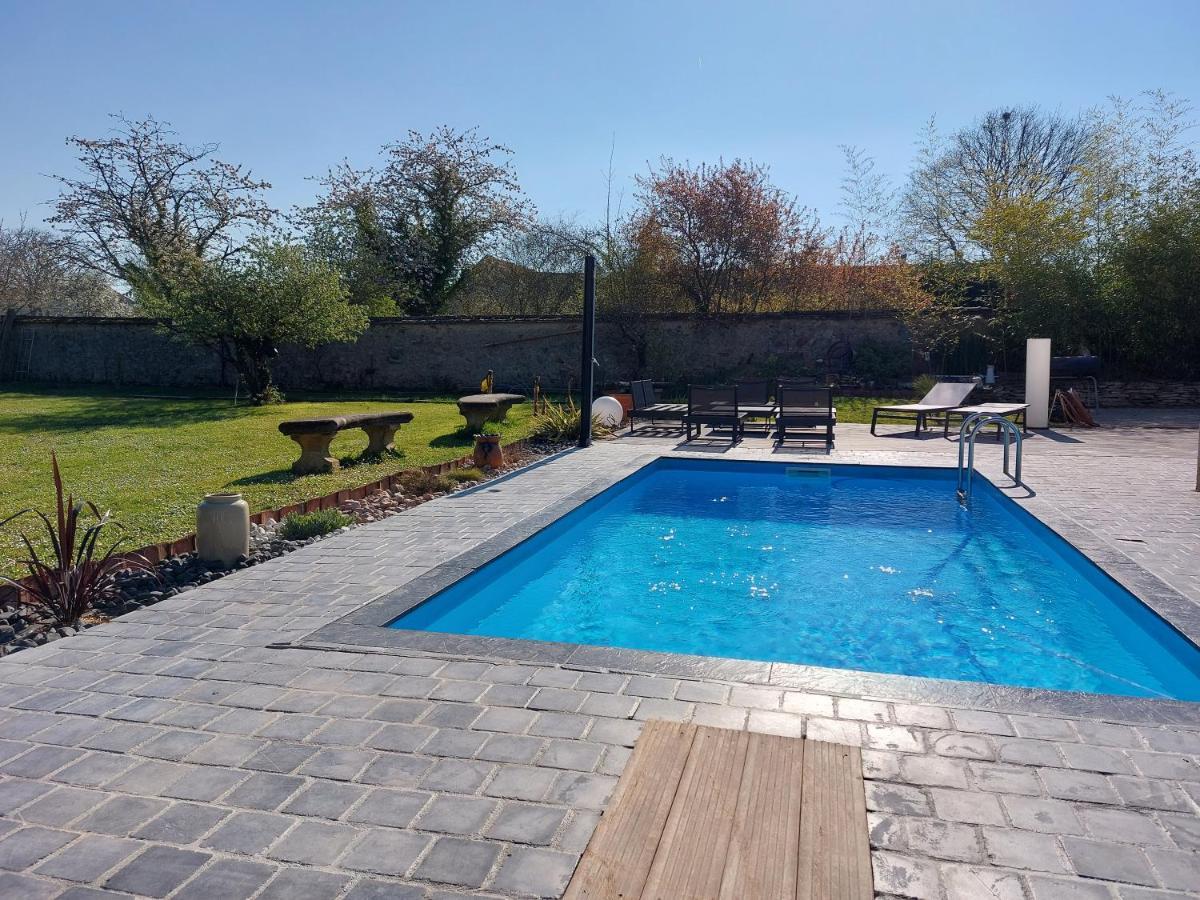 Gite Hary Villeblevin Exterior foto